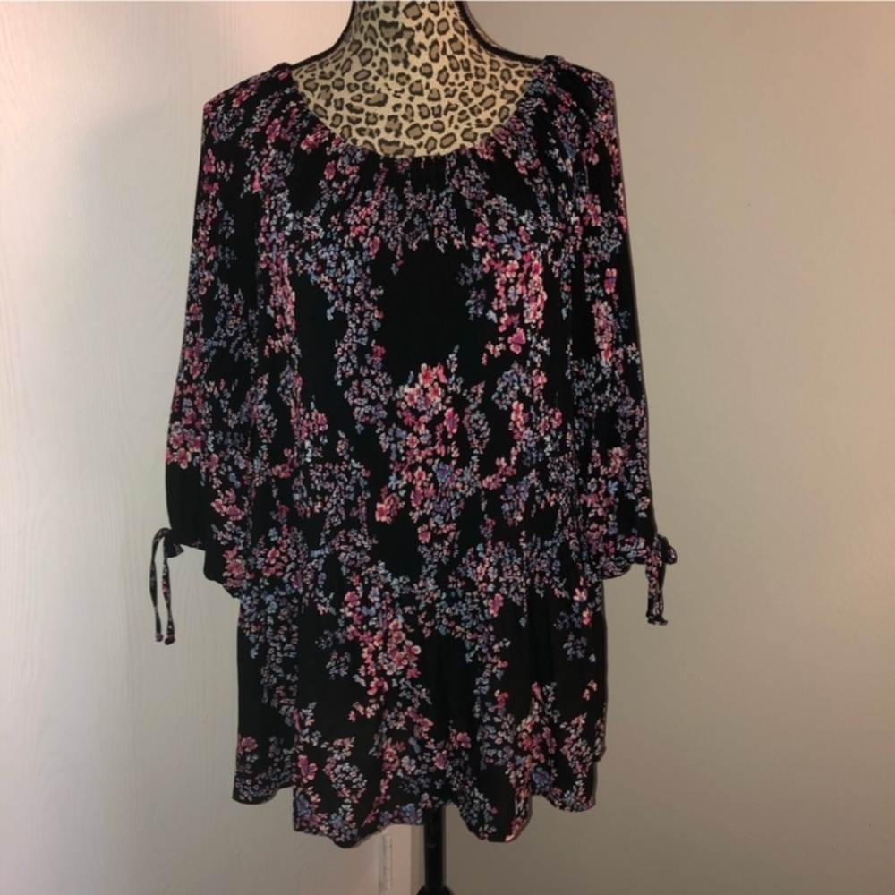 Roz & Ali Black Floral Blouse 2x